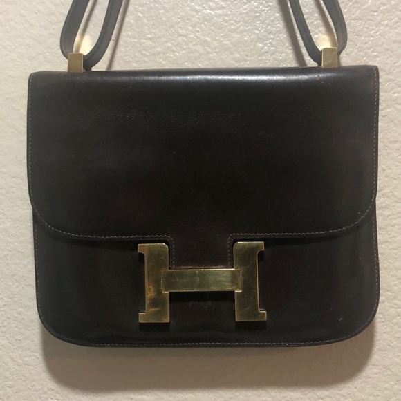 Hermes Handbags - Vintage Hermes Constance 23 cm